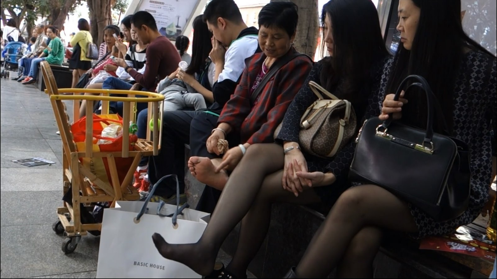 streetsnapfootm[00 00 36][20181202 112419 3]